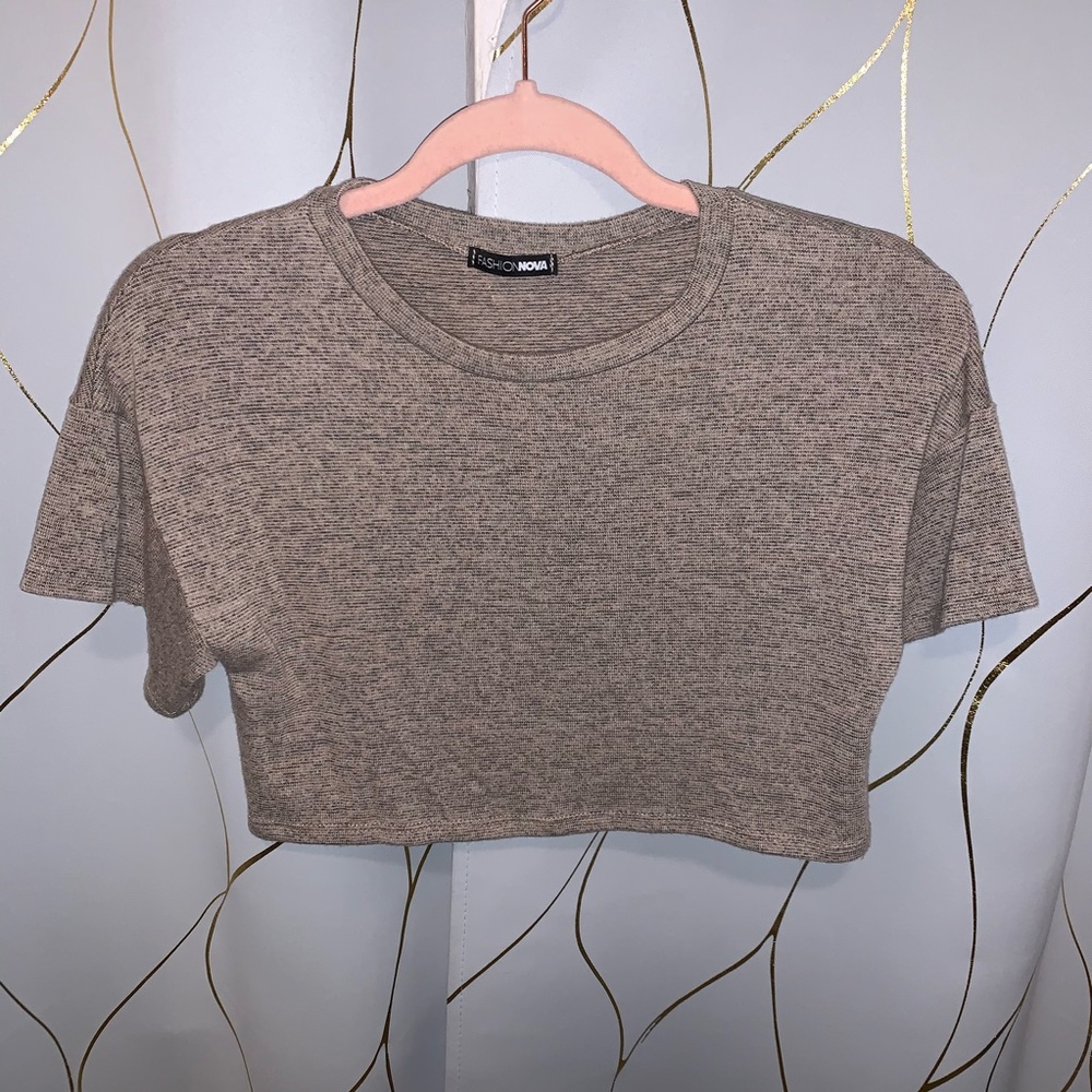 Crop t-shirt and shorts set